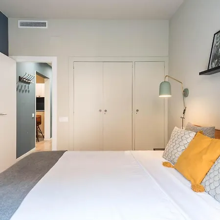 Design And Comfort In The Trendy Neighborhood *