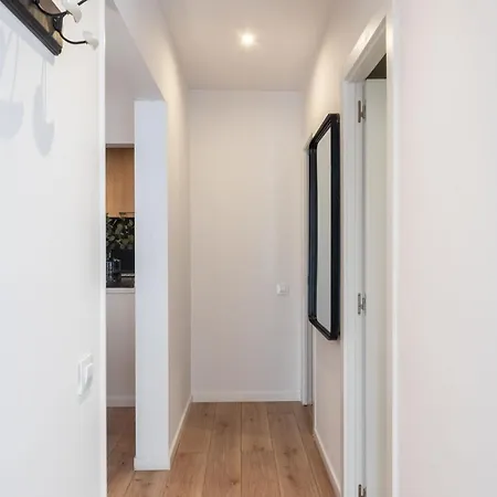 Design And Comfort In The Trendy Neighborhood