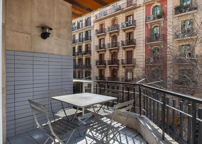 Design And Comfort In The Trendy Neighborhood Daire *