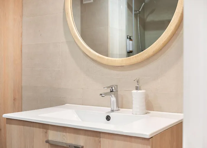 Design And Comfort In The Trendy Neighborhood