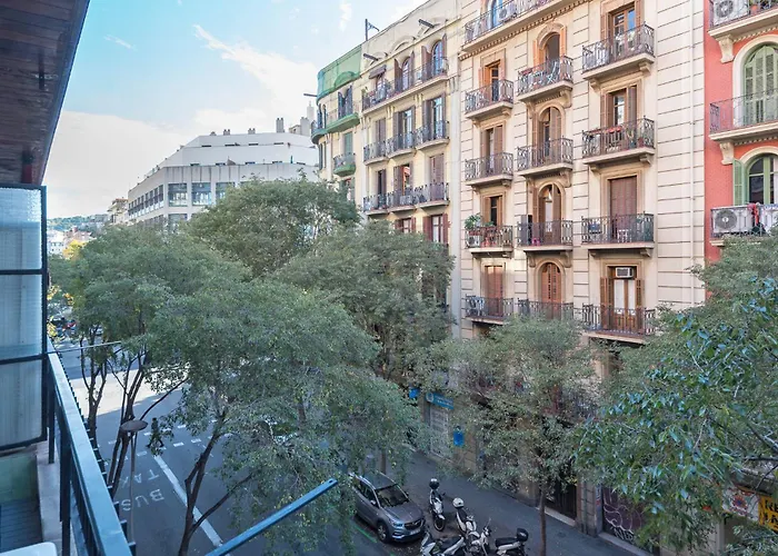 Daire Design And Comfort In The Trendy Neighborhood